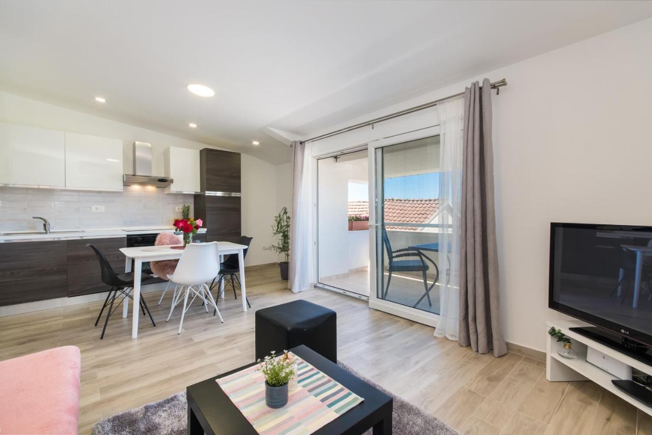 Apartment Finta Rogotin Exterior foto